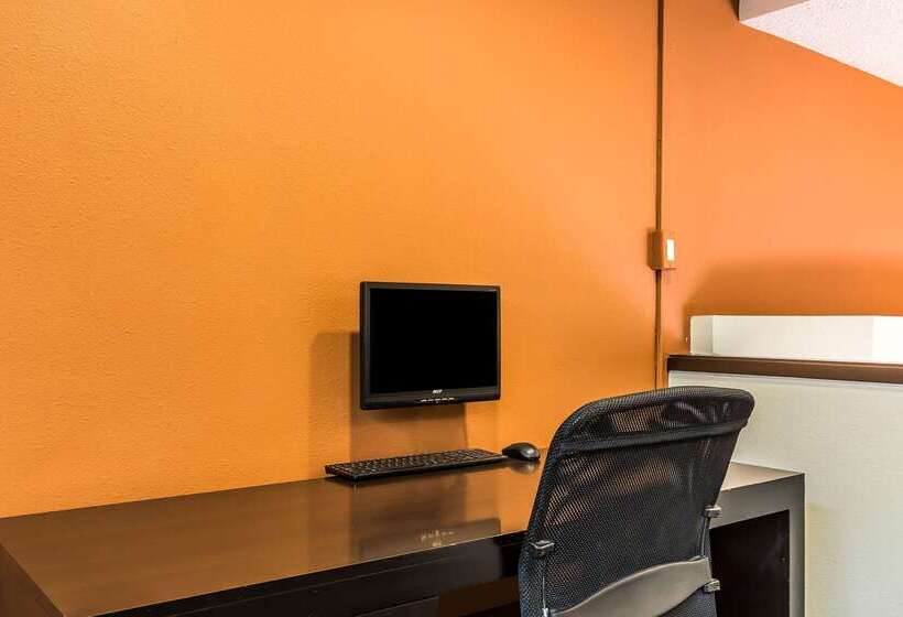 Отель Sleep Inn Springfield South I60 Near Medical District