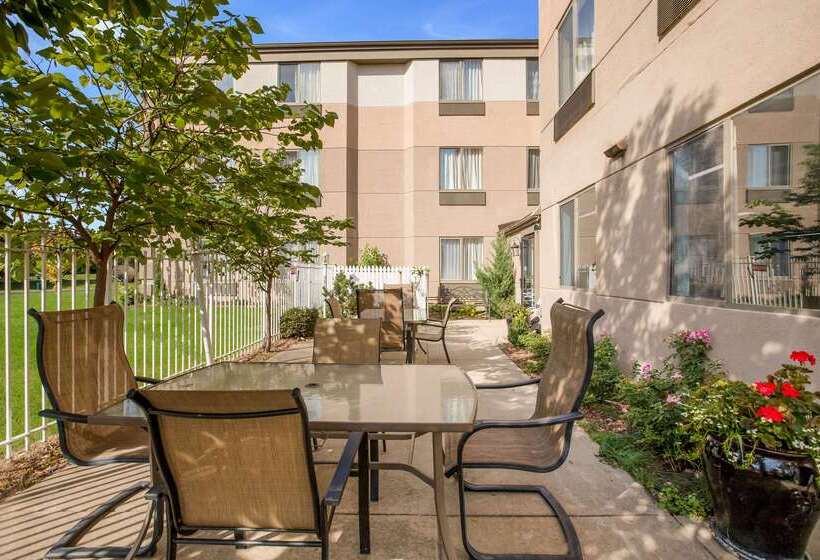 酒店 Sleep Inn & Suites