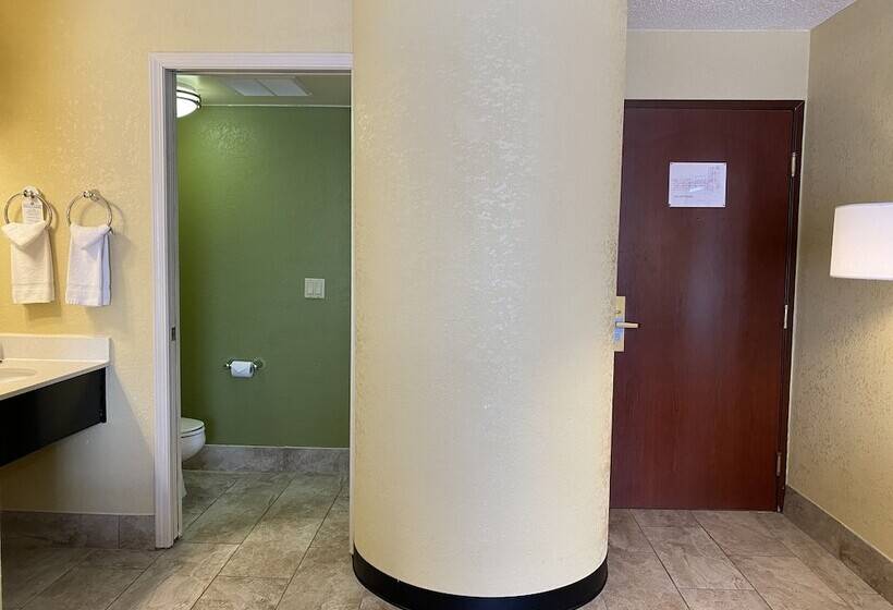 酒店 Sleep Inn & Suites