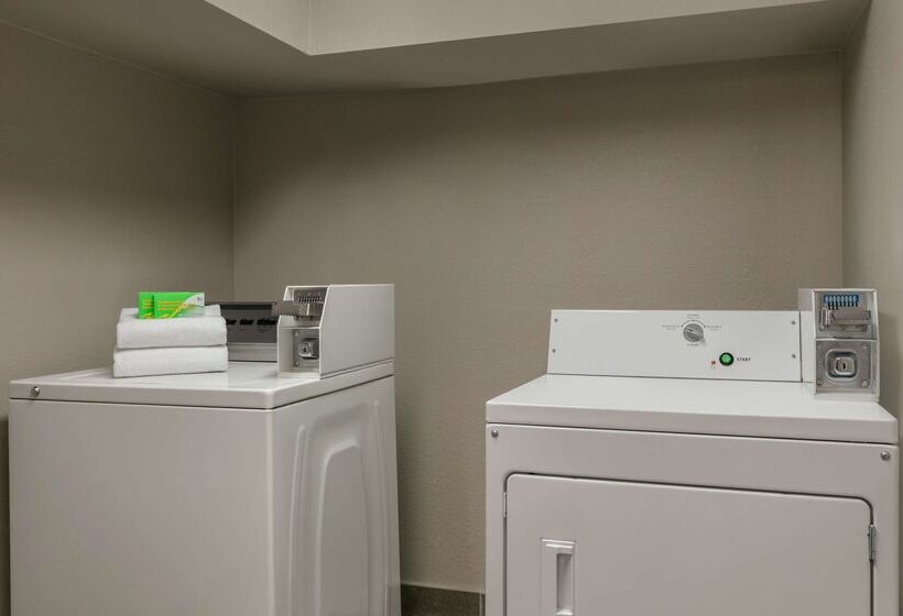 Отель Sleep Inn & Suites Near Halifax Regional Medical Center