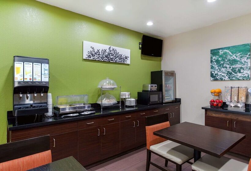 Отель Sleep Inn University