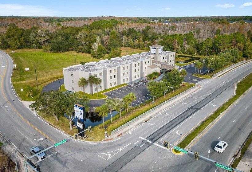 Spot X Hotel Tampa   Wesley Chapel By The Red Collection