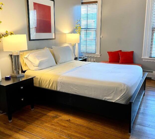 호텔 Somerset House Inn