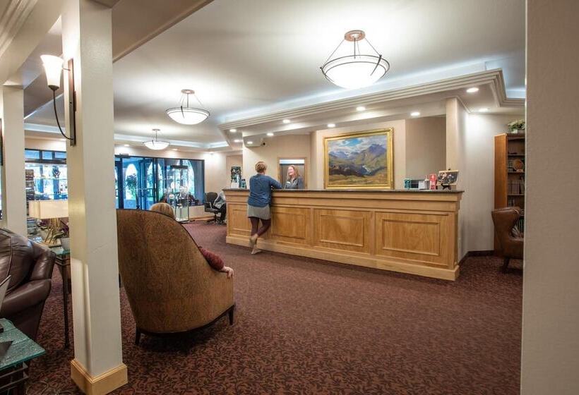 فندق Sophie Station Suites