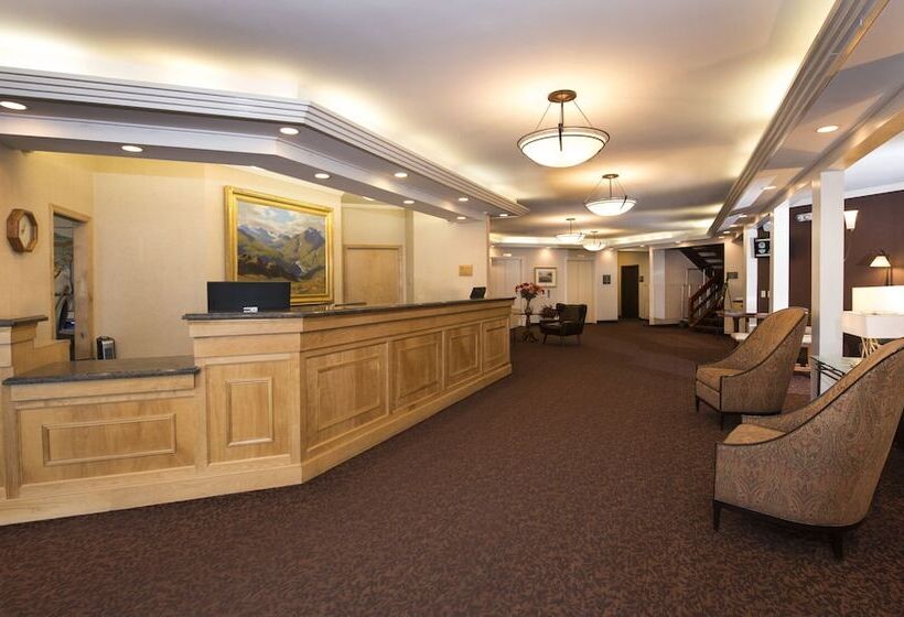 فندق Sophie Station Suites