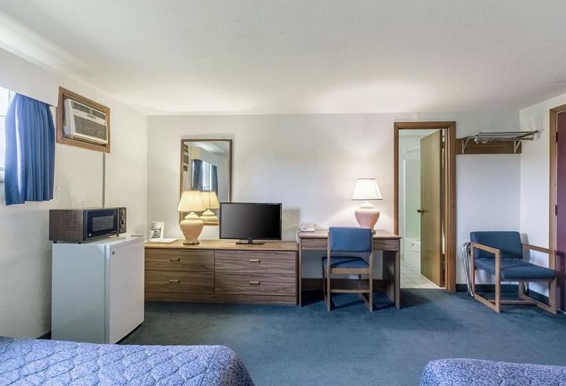 호텔 Amerivu Inn New Hampton