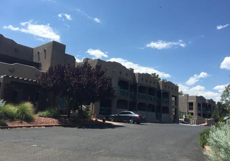 هتل Southwest Inn At Sedona
