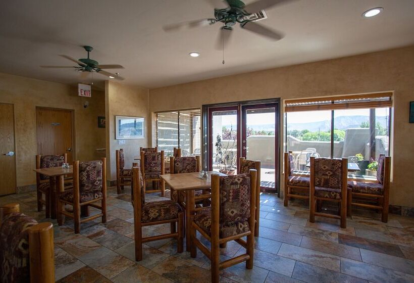 هتل Southwest Inn At Sedona