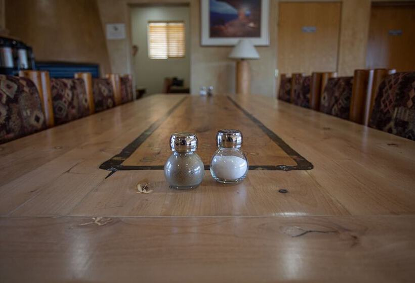 هتل Southwest Inn At Sedona