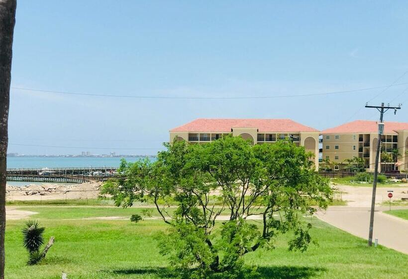 호텔 Southwind Inn