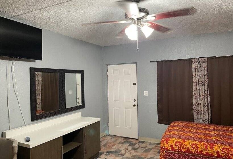 호텔 Southwind Inn