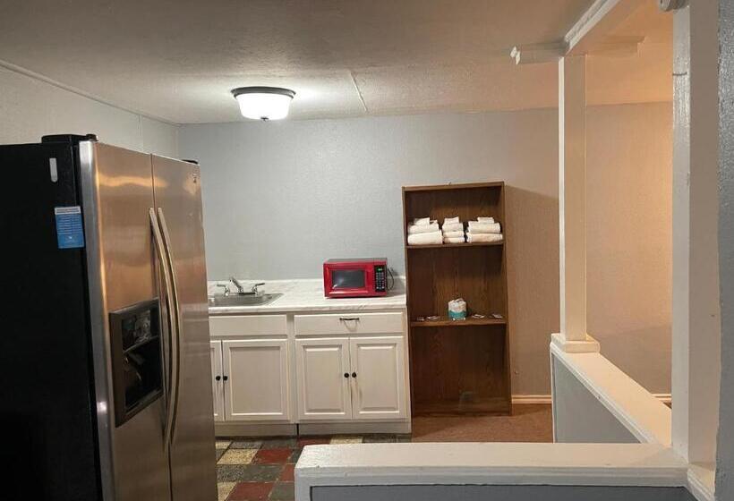 호텔 Southwind Inn