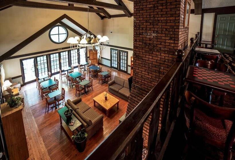 فندق Spring House Inn