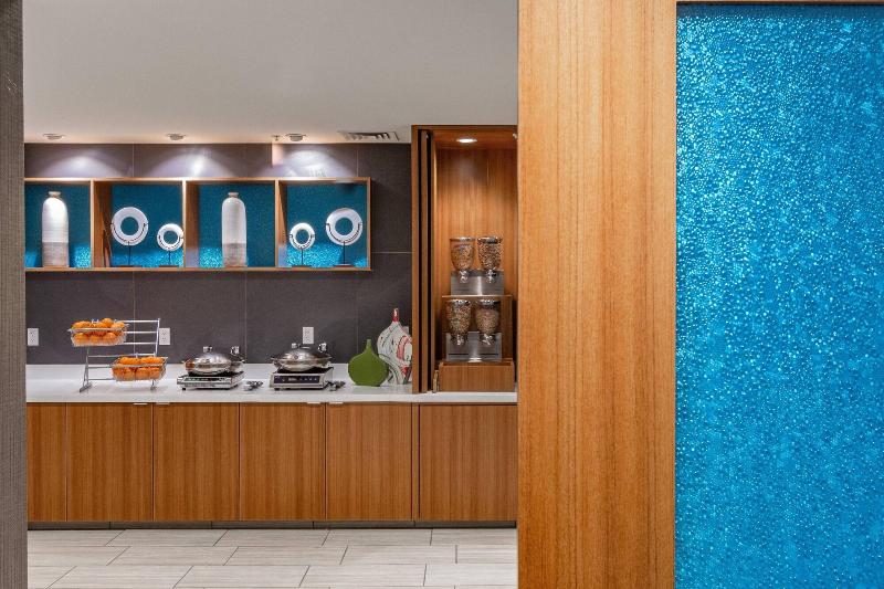 فندق Springhill Suites Anchorage Midtown