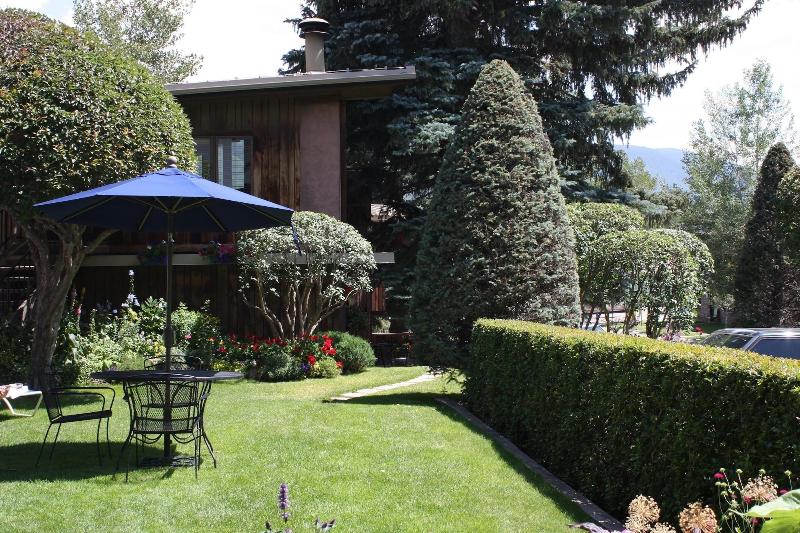 ホテル St Moritz Lodge And Condominiums