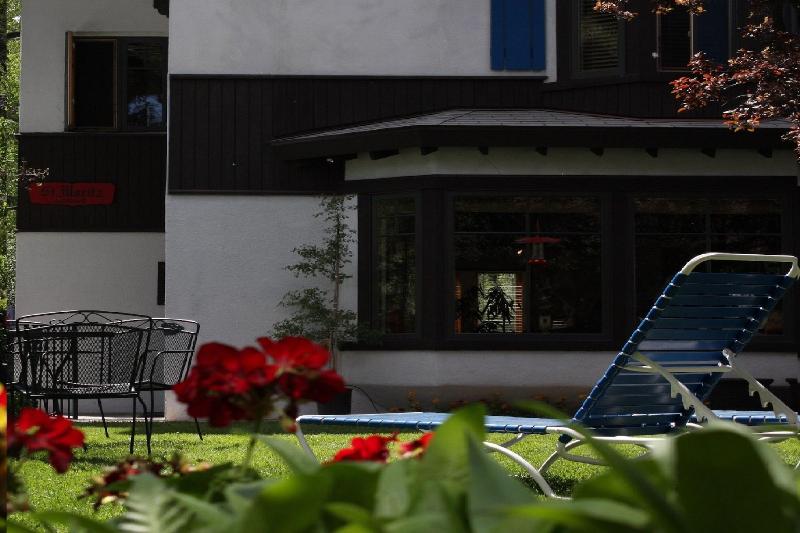 ホテル St Moritz Lodge And Condominiums