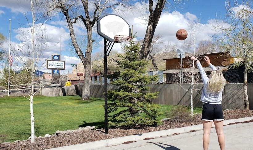 Отель Stagecoach Inn & Suites