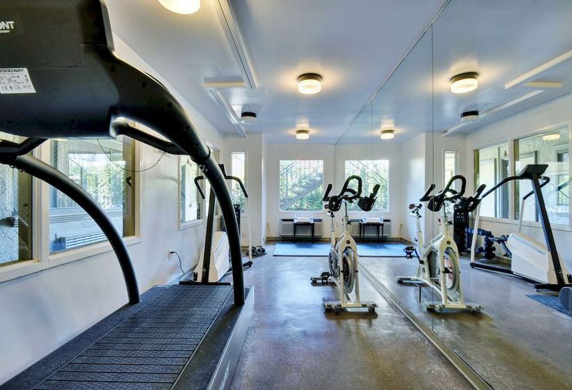 فندق Stanford Terrace Inn