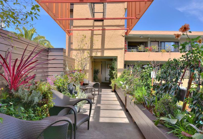 فندق Stanford Terrace Inn