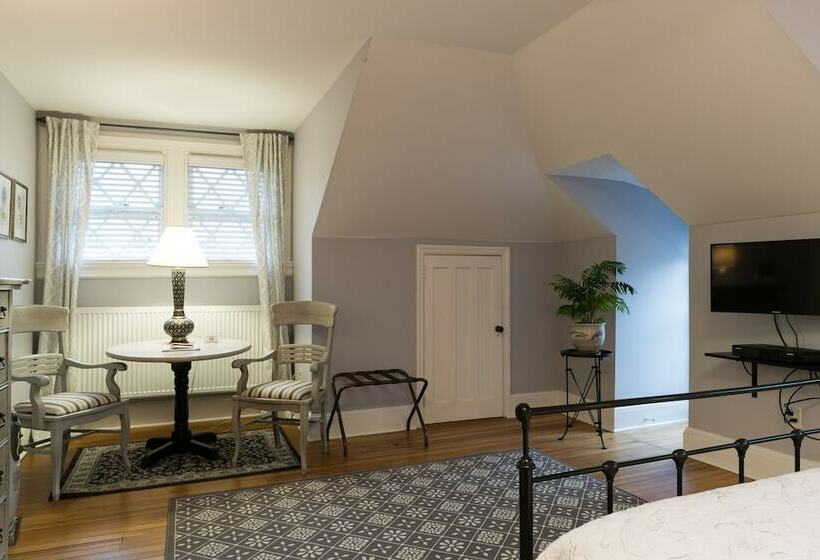 فندق Stanton House Inn