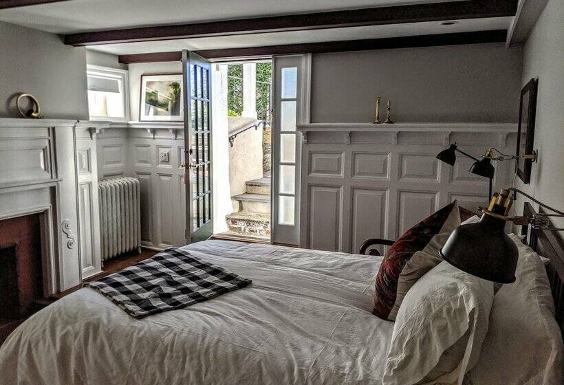 فندق Stanton House Inn