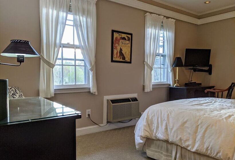 فندق Stanton House Inn