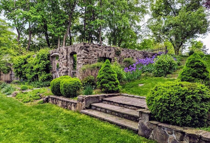 فندق Stanton House Inn