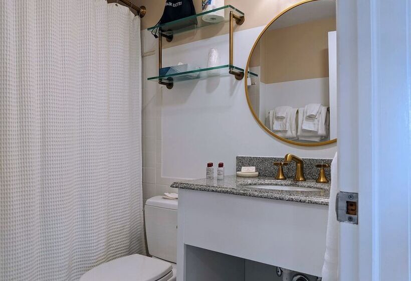 فندق Stanton House Inn