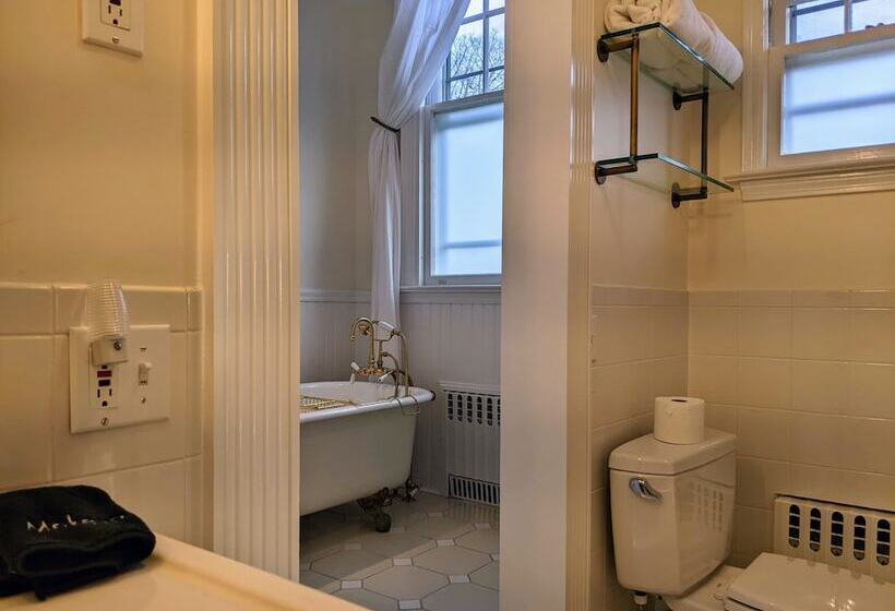 فندق Stanton House Inn