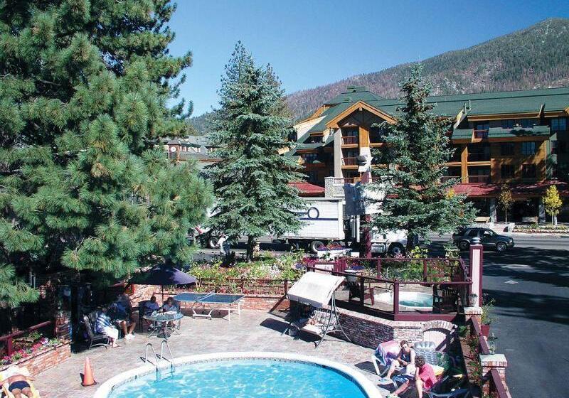 Отель Stardust Lodge