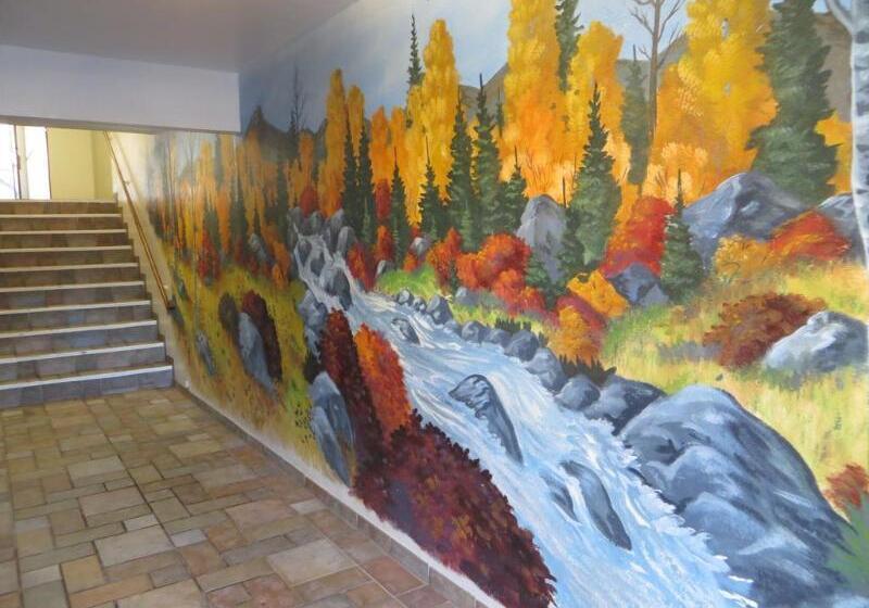 Отель Stardust Lodge