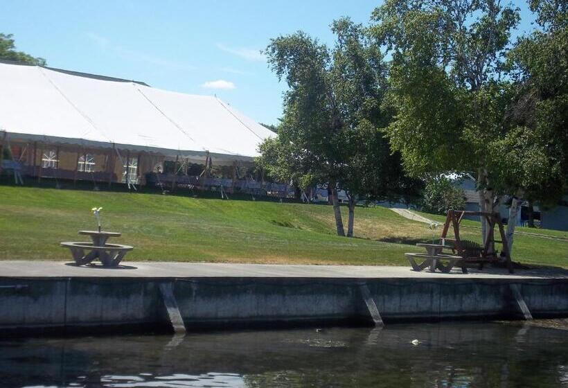 فندق Stone Fence Resort