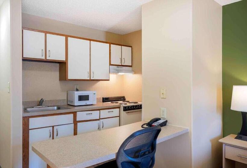 فندق Suburban Studios Brentwood   Nashville