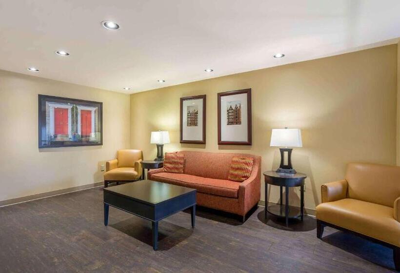 בית מלון כפרי Suburban Studios Brentwood   Nashville