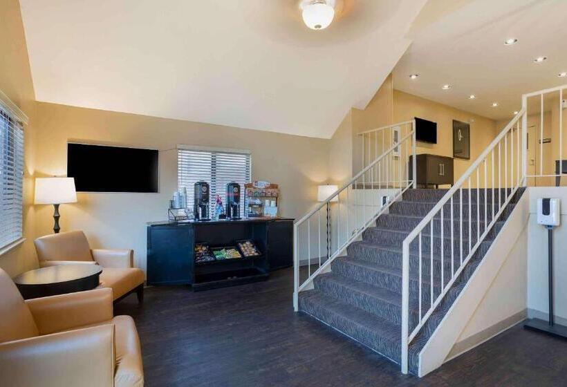 فندق Suburban Studios Brentwood   Nashville