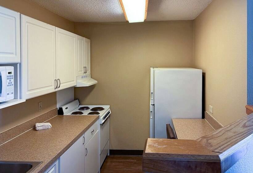 בית מלון כפרי Suburban Studios Houston North I 45