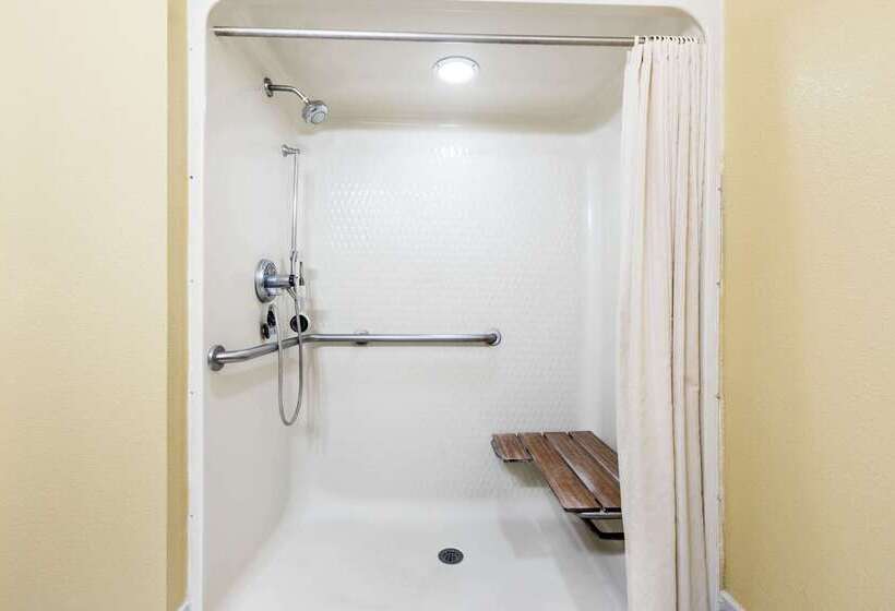 ホテル Super 8 By Wyndham Midland