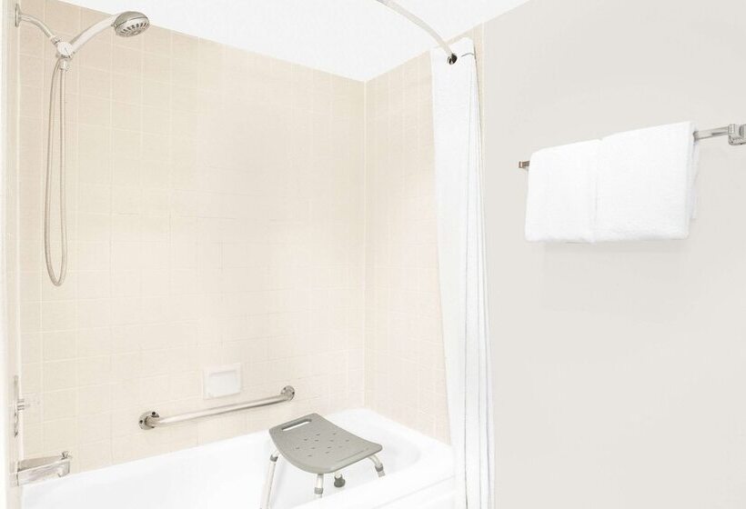 בית מלון כפרי Super 8 By Wyndham St. George Ut