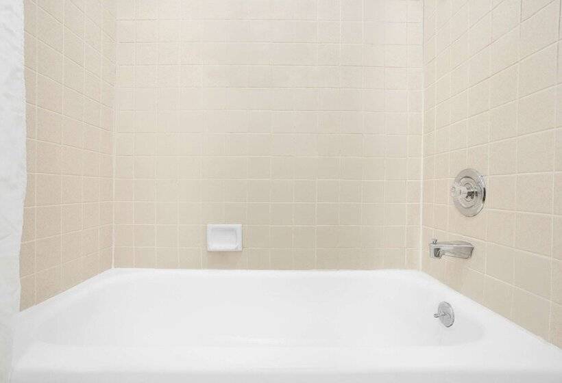 בית מלון כפרי Super 8 By Wyndham St. George Ut