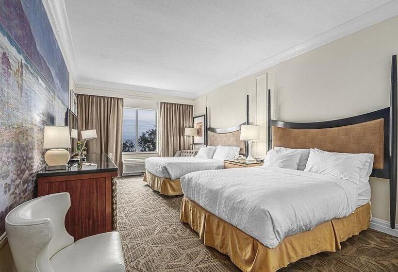 Отель The Inn At Long Beach