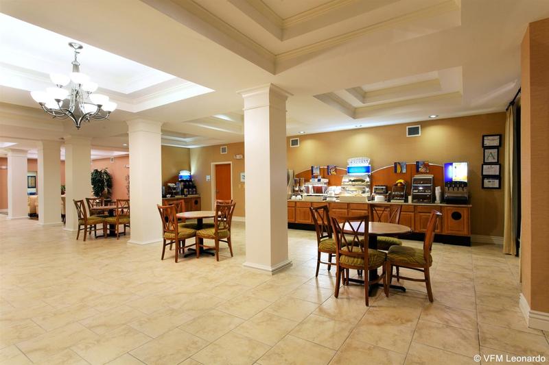 Отель The Inn At Long Beach