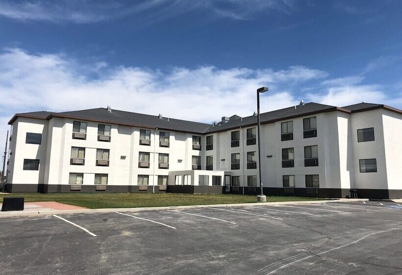 בית מלון כפרי Willow Creek Inn