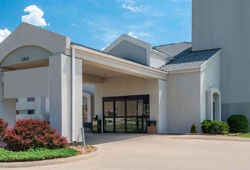 فندق Magnuson  Lincoln Airport