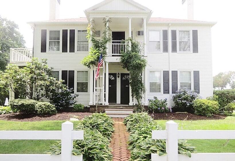 אתר נופש Shoreway Acres Inn & Cape Cod Lodging