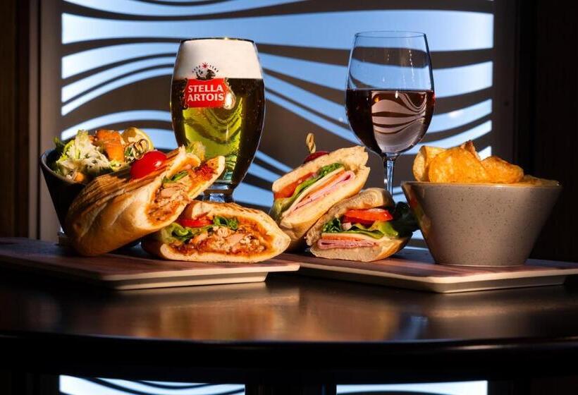 Silver Cloud Hotel   Seattle University Of Washington District