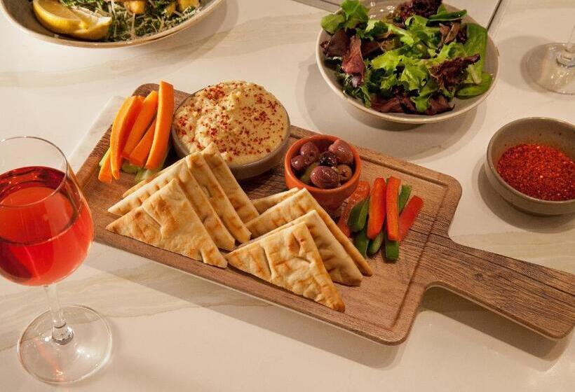 Silver Cloud Hotel   Seattle University Of Washington District