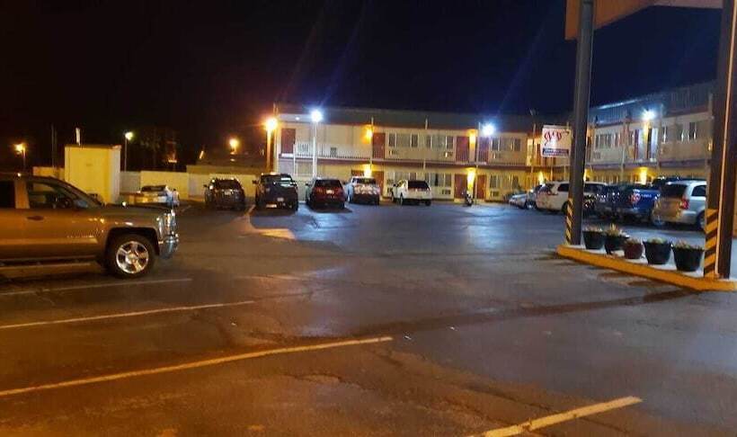 Stagecoach Motel