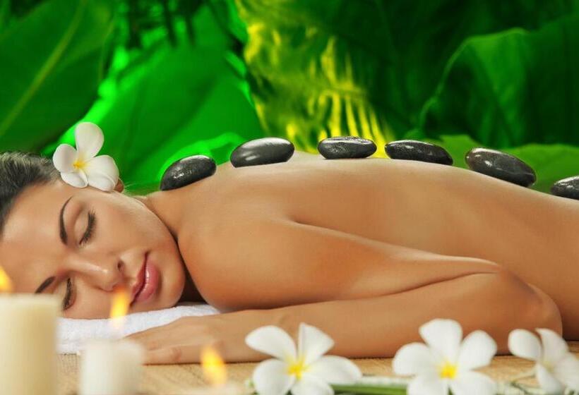 Star Island Resort And Club   Near Disney