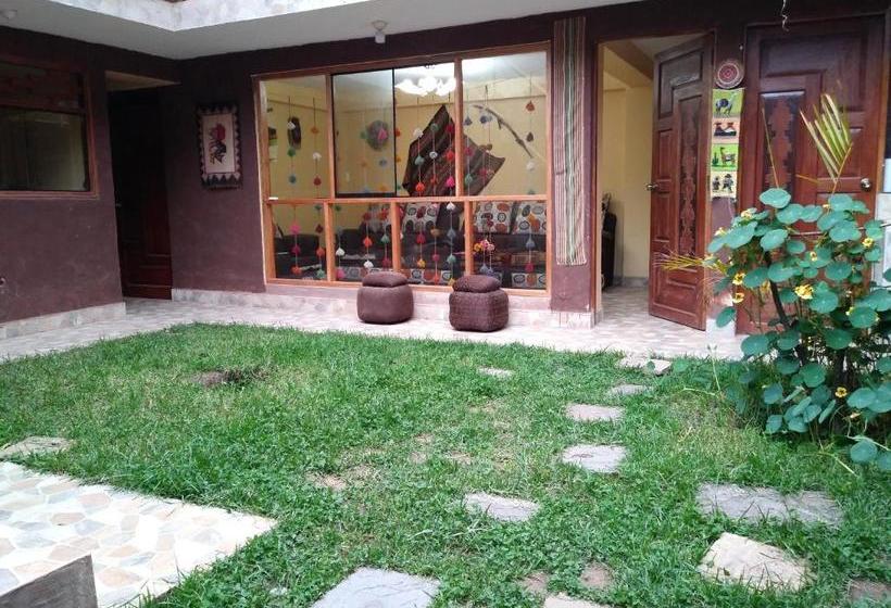 ユースホステル Wayna Wasi