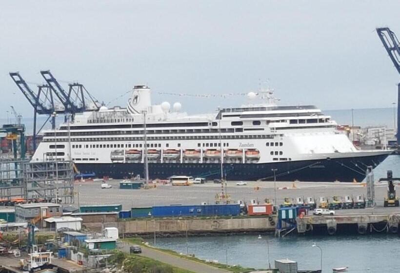 בית מלון כפרי Alhambra